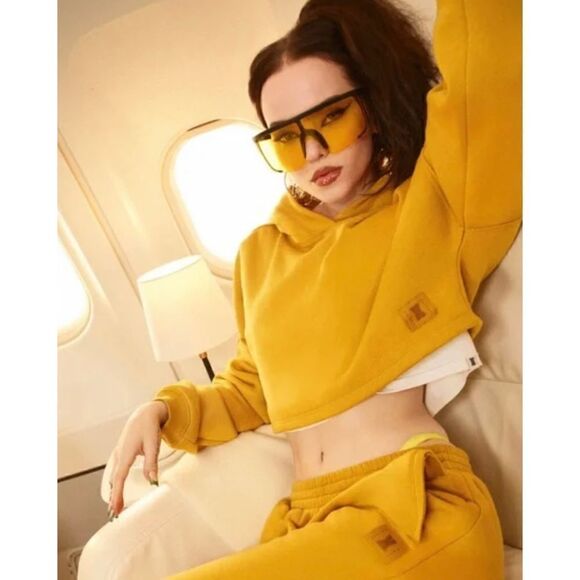 Savage X Fenty Honeycomb Yellow Xssential Rolled Cuff Jogger Sweatpants Size M - Picture 1 of 7